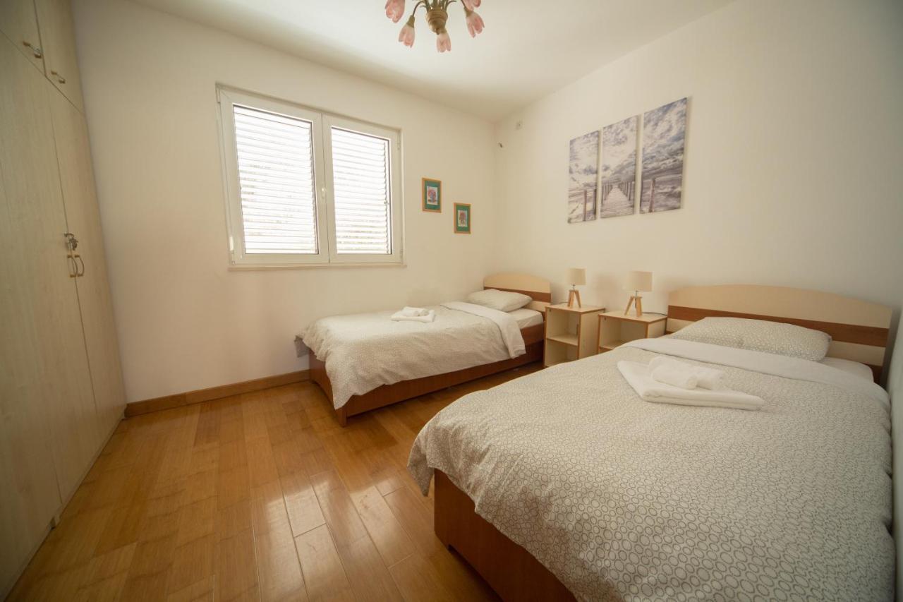 Zen Apartment Przno Sveti Stefan Exterior foto